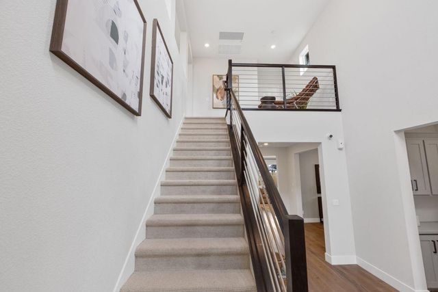8427 Kyler Rd, Elk Grove, CA 95757