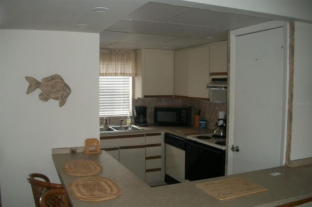 10540 77TH TERRACE 210, Seminole, FL 33772
