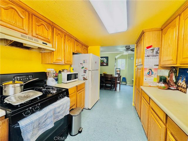 812 E 8th Street, Long Beach, CA 90813