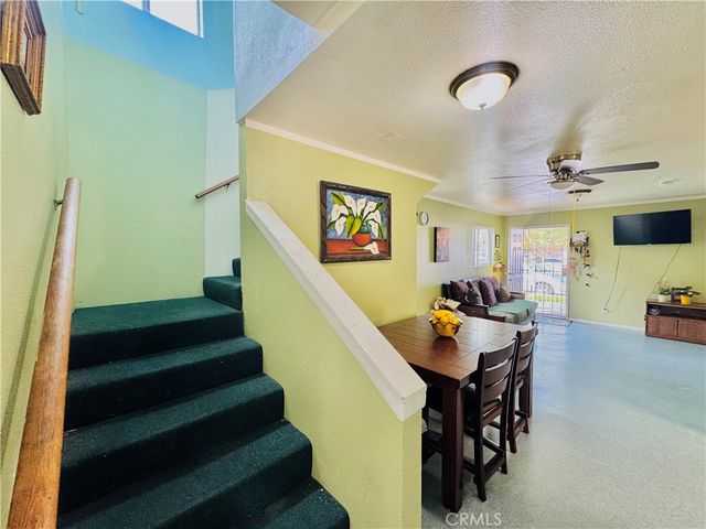 812 E 8th Street, Long Beach, CA 90813