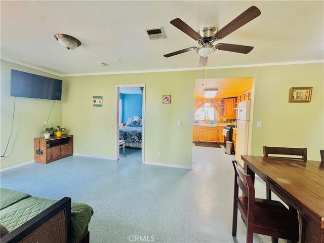 812 E 8th Street, Long Beach, CA 90813