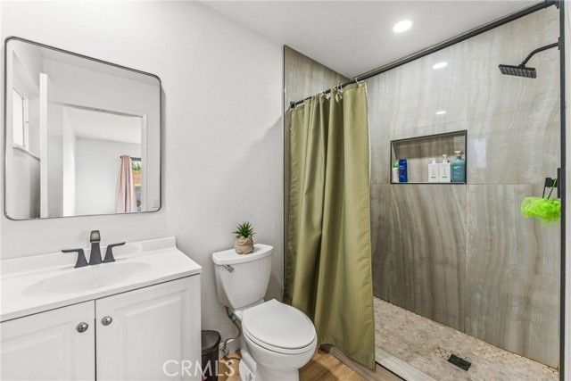 839 S Aspen, Bloomington, CA 92316