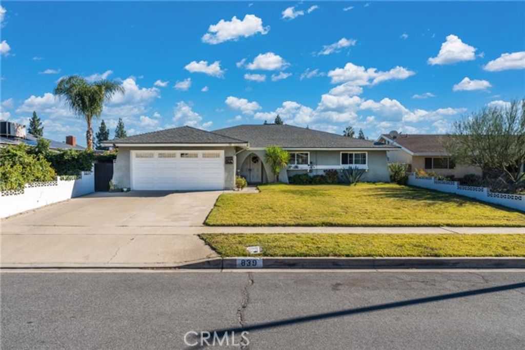 839 S Aspen, Bloomington, CA 92316