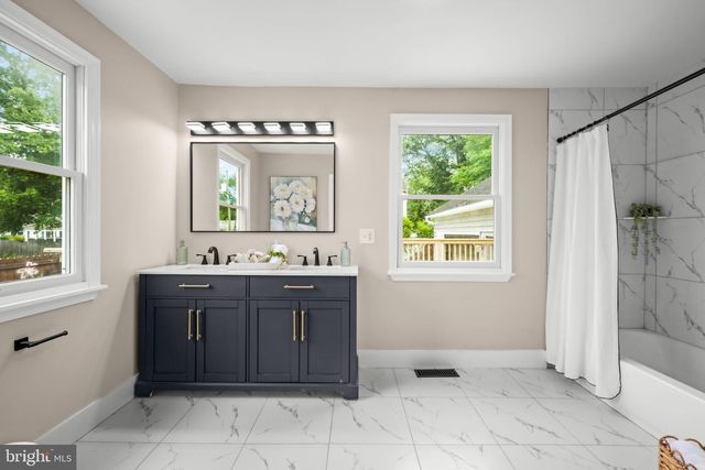 219 BERGEN AVE, Voorhees, NJ 08043