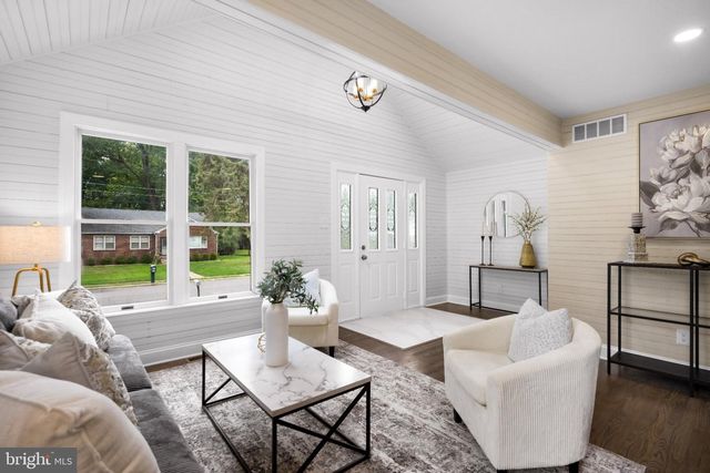 219 BERGEN AVE, Voorhees, NJ 08043