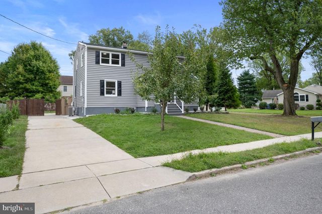 219 BERGEN AVE, Voorhees, NJ 08043
