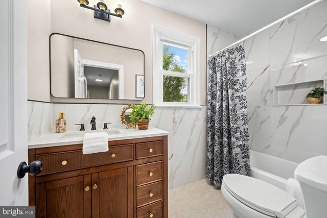 219 BERGEN AVE, Voorhees, NJ 08043