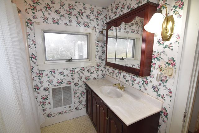 569 Buck Hill Road, Arlington, VT 05250