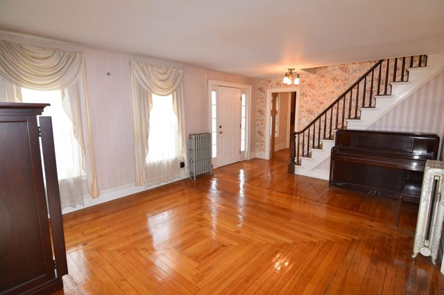 569 Buck Hill Road, Arlington, VT 05250