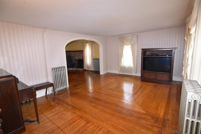 569 Buck Hill Road, Arlington, VT 05250