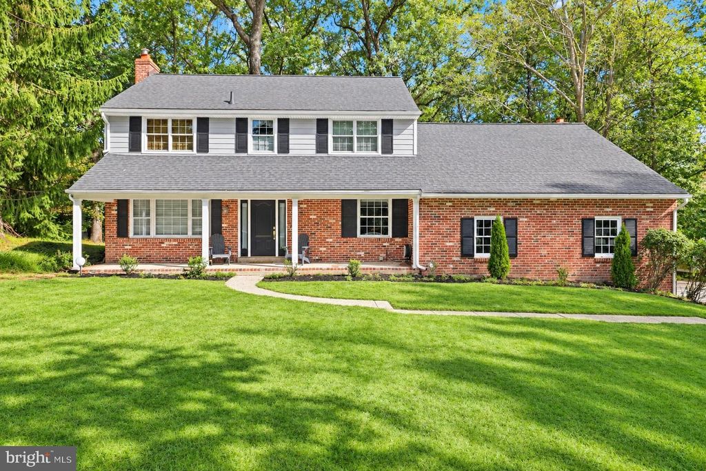 990 STEVENS LN, WAYNE, PA 19087 — exterior