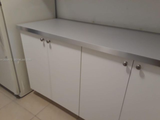 5647 Hayes St A, Hollywood, FL 33021