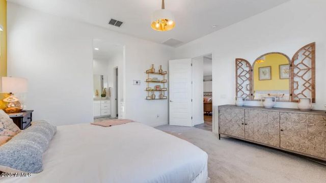 15048 W DESERT HOLLOW Drive, Surprise, AZ 85387