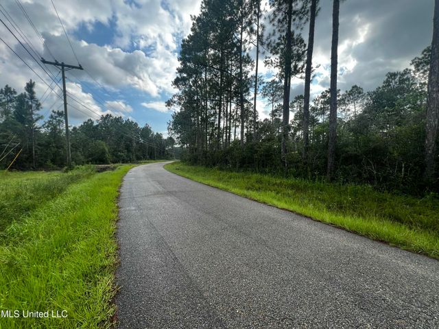 7 Ac Pollock Ferry Road, Moss Point, MS 39562