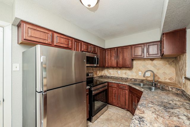 1107 Carrington Court, Irving, TX 75060