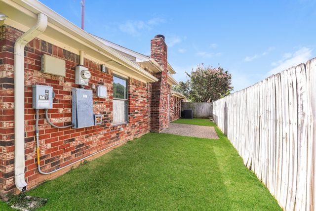 1107 Carrington Court, Irving, TX 75060