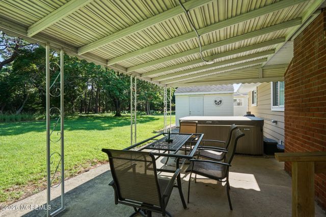 218 Fort De France Avenue, Toms River, NJ 08757