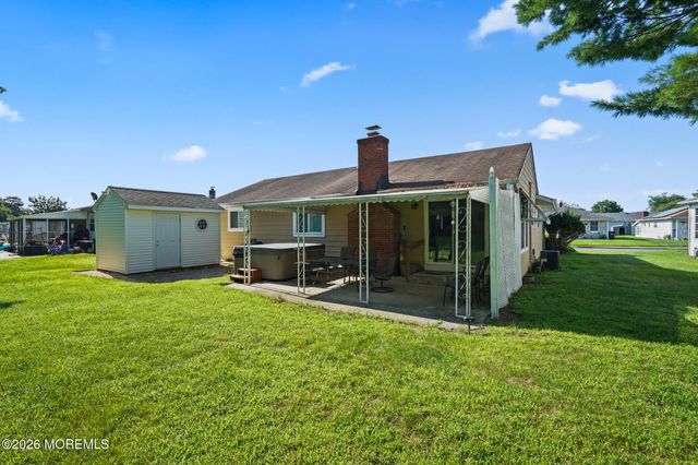 218 Fort De France Avenue, Toms River, NJ 08757