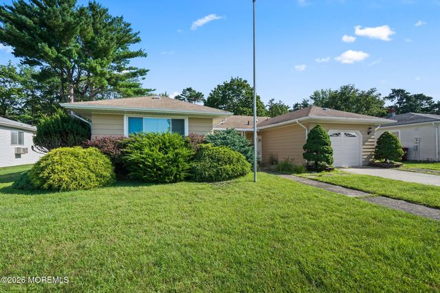 218 Fort De France Avenue, Toms River, NJ 08757