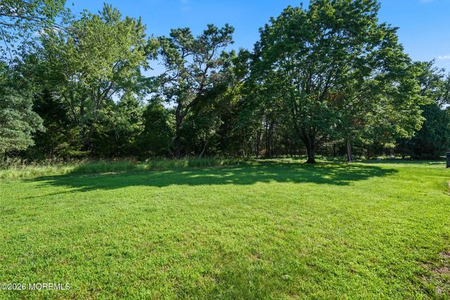 218 Fort De France Avenue, Toms River, NJ 08757