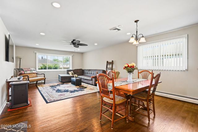 218 Fort De France Avenue, Toms River, NJ 08757