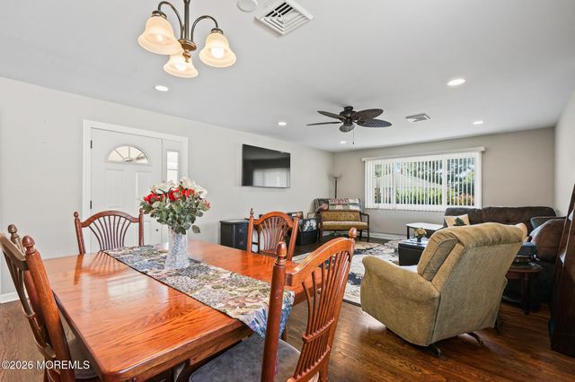218 Fort De France Avenue, Toms River, NJ 08757