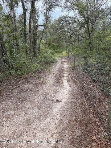 12600 Centralia Road, Brooksville, FL 34614
