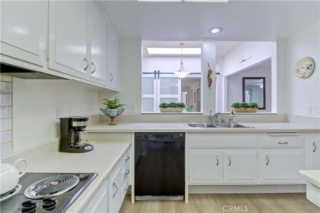 537 VIA ESTRADA C, Laguna Woods, CA 92637
