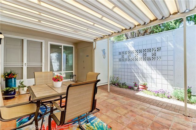 537 VIA ESTRADA C, Laguna Woods, CA 92637