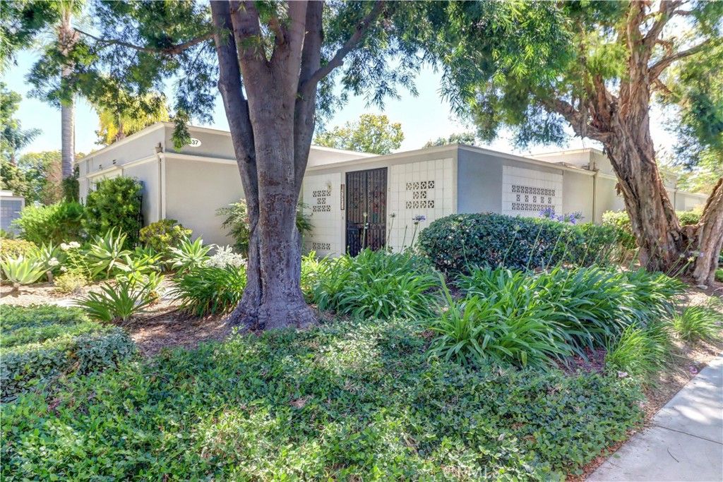 537 VIA ESTRADA C, Laguna Woods, CA 92637