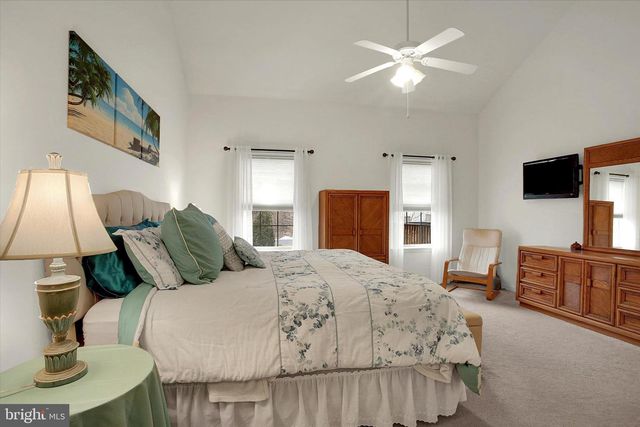 708 GLADSTONE COURT, Mechanicsburg, PA 17055