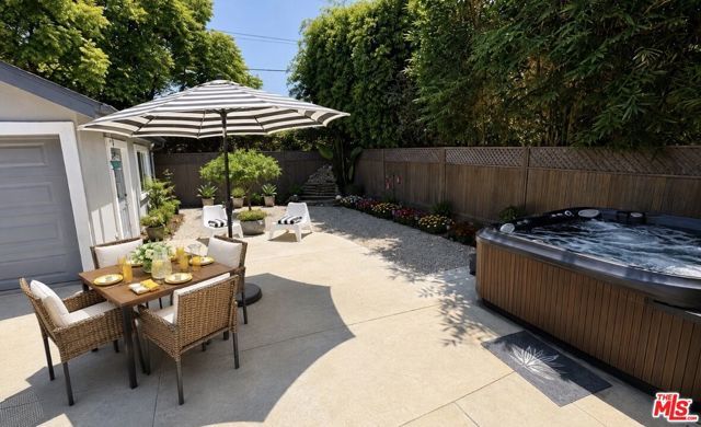 10824 Westminster Avenue, Los Angeles, CA 90034