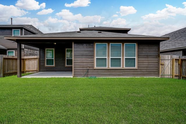 951 Willowick Bay Drive, Houston, TX 77090