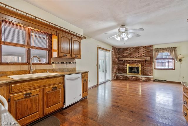 210 Cypress Avenue, Louisville, OH 44641