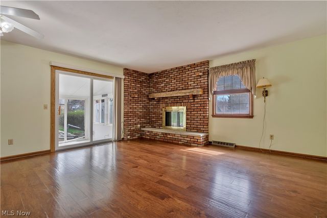 210 Cypress Avenue, Louisville, OH 44641