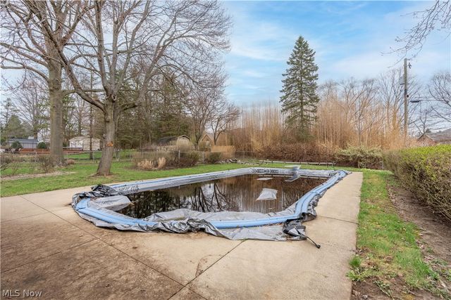 210 Cypress Avenue, Louisville, OH 44641