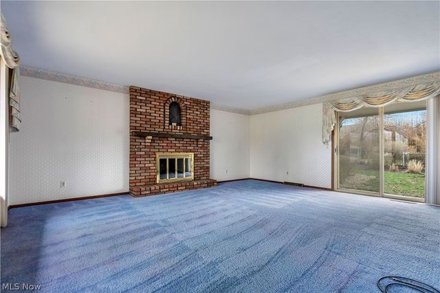 210 Cypress Avenue, Louisville, OH 44641
