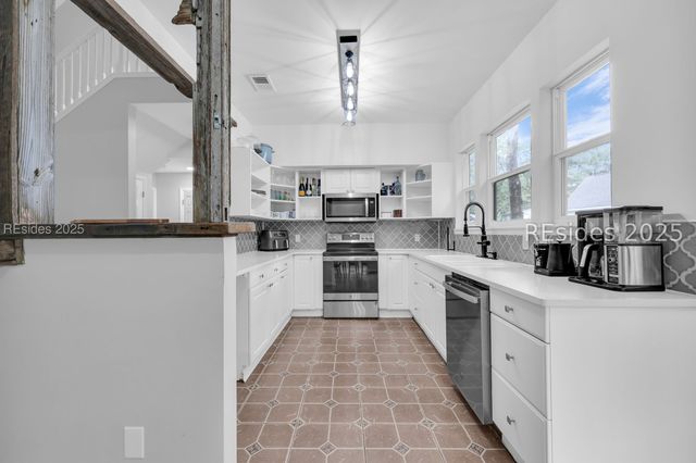 53 Old Sawmill Dr, Bluffton, SC 29910