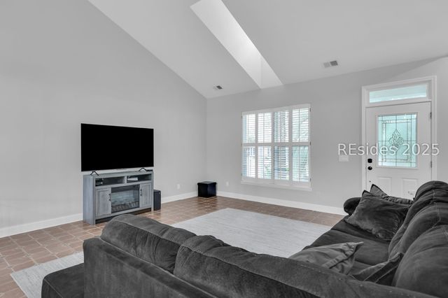 53 Old Sawmill Dr, Bluffton, SC 29910