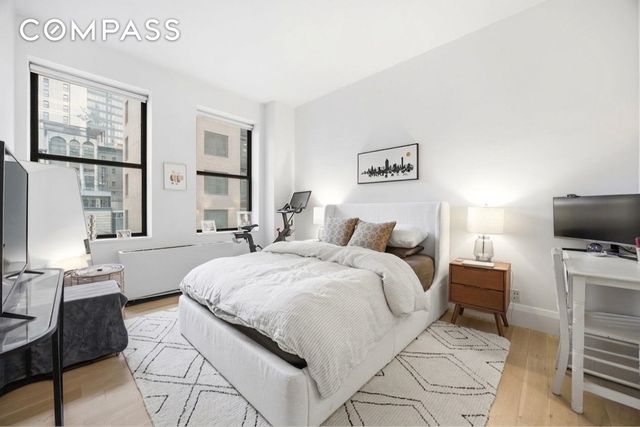 71 Nassau St Apt 13C, New York City, NY 10038