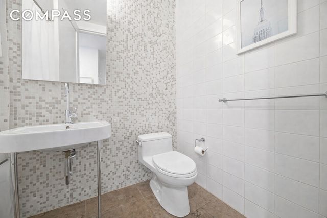 71 Nassau St Apt 13C, New York City, NY 10038