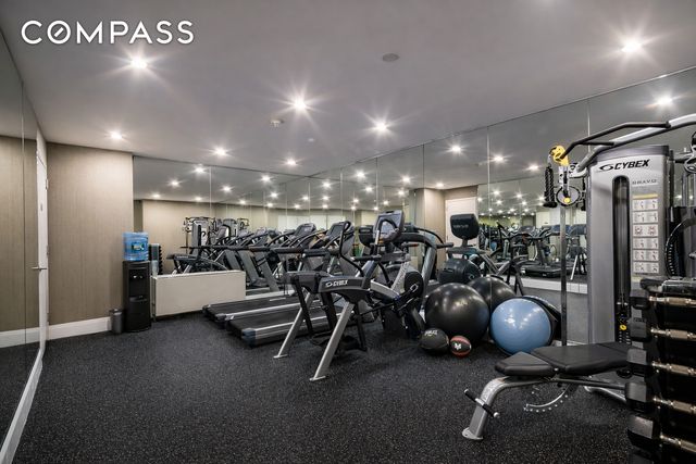 71 Nassau St Apt 13C, New York City, NY 10038