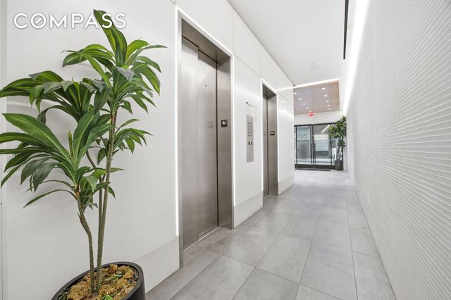 71 Nassau St Apt 13C, New York City, NY 10038