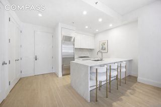 71 Nassau St Apt 13C, New York City, NY 10038