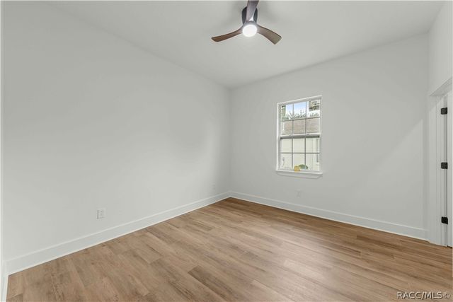 162 W Romany Loop, Beverly Hills, FL 34465