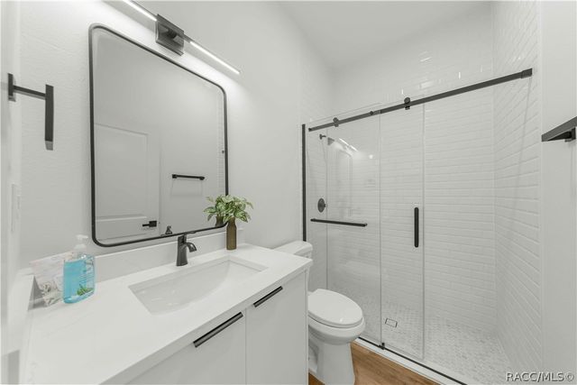 162 W Romany Loop, Beverly Hills, FL 34465