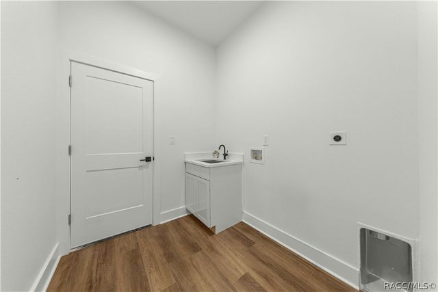 162 W Romany Loop, Beverly Hills, FL 34465