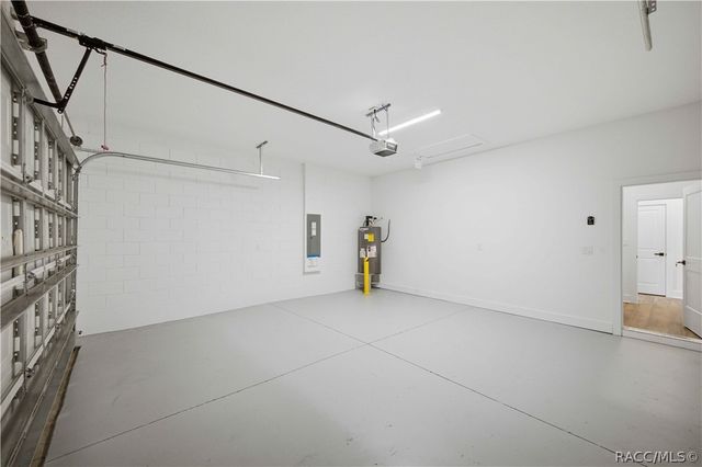 162 W Romany Loop, Beverly Hills, FL 34465