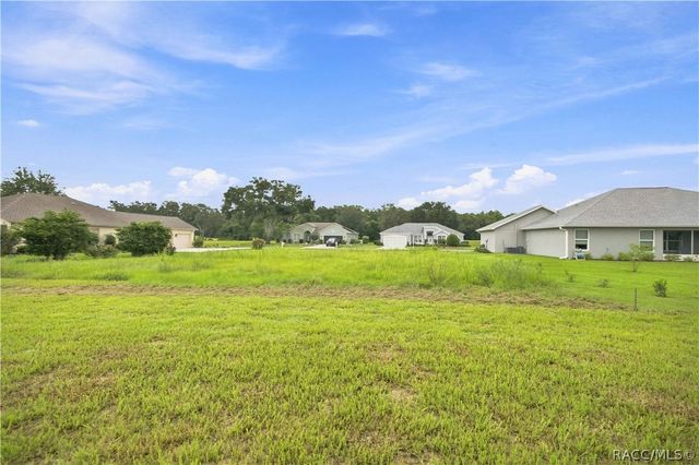 162 W Romany Loop, Beverly Hills, FL 34465