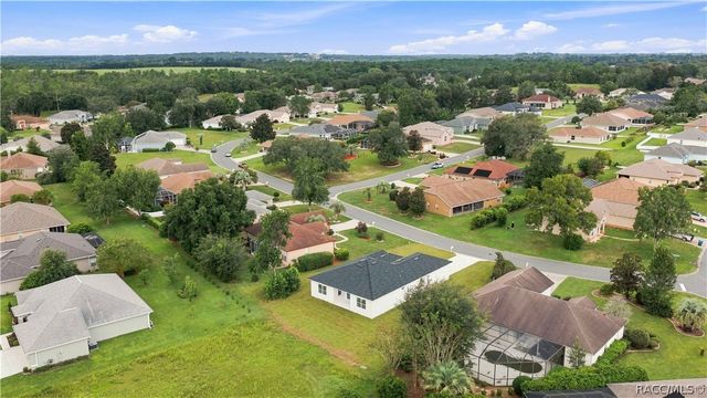 162 W Romany Loop, Beverly Hills, FL 34465